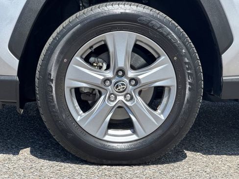 Certified 2022 Toyota RAV4 XLE w/ Convenience Package AWD/4WD image 26