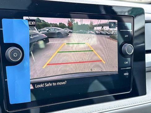 New 2026 Volkswagen Taos SEL image 19