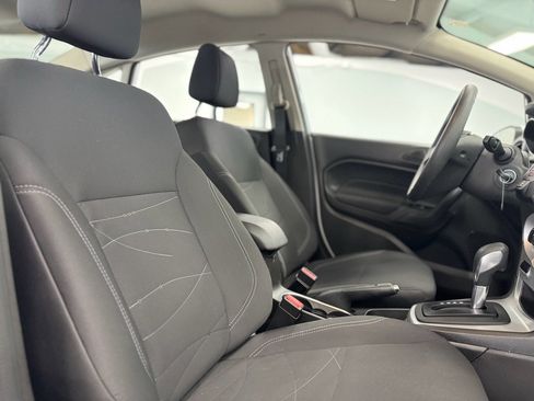 Used 2019 Ford Fiesta SE image 25