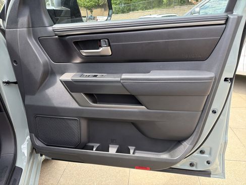 Used 2025 Toyota Tundra SR5 w/ SR5 Premium Package AWD/4WD image 14