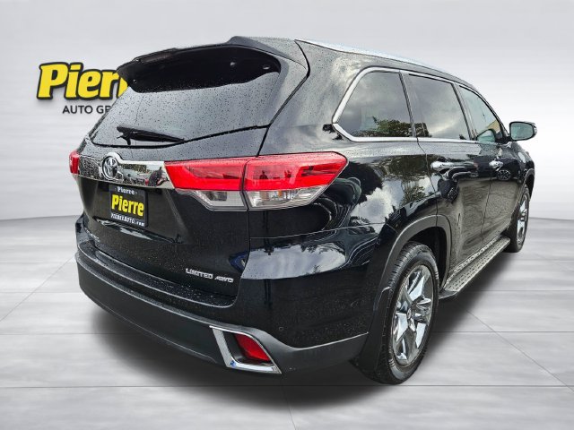 Used 2019 Toyota Highlander Limited Platinum AWD/4WD image 5