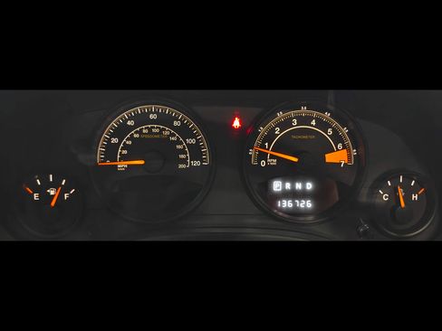 Used 2016 Jeep Patriot High Altitude AWD/4WD image 39