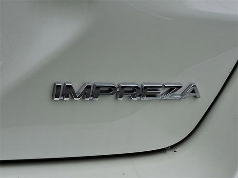 Certified 2025 Subaru Impreza 2.0i image 31