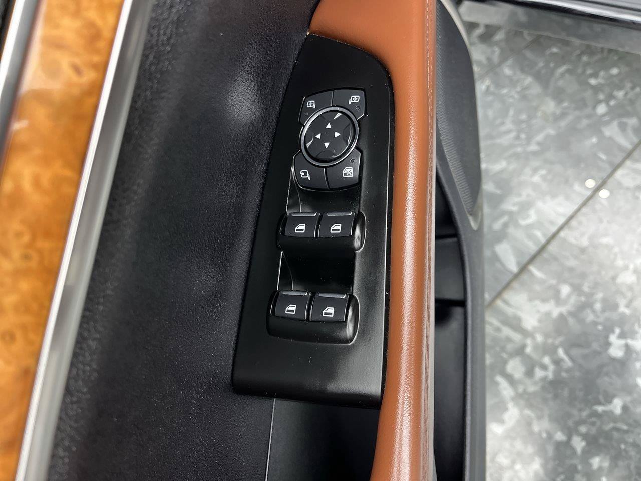 Used 2020 Lincoln Nautilus Reserve AWD/4WD image 10
