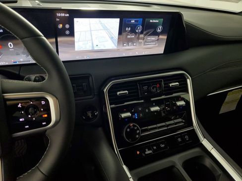 New 2026 Nissan Armada Platinum Reserve image 17