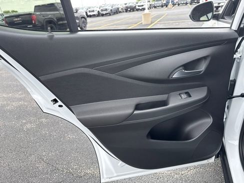 New 2026 Buick Envista Preferred FWD image 28