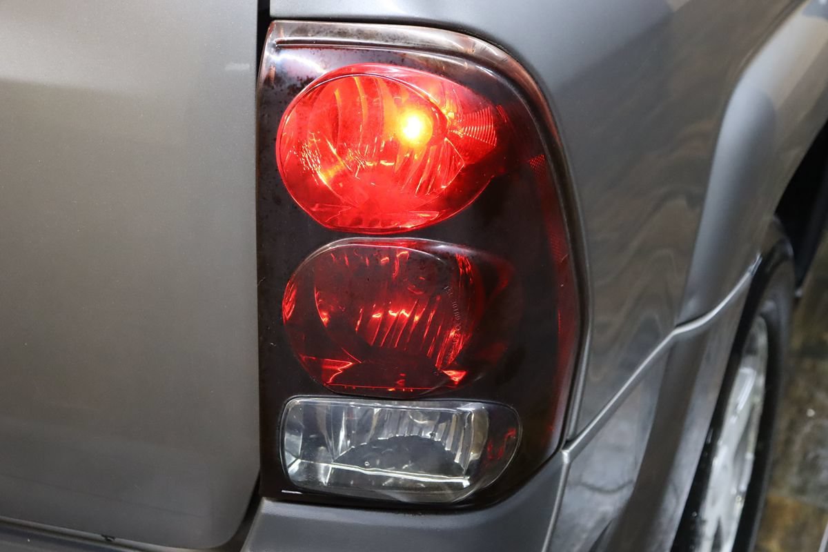 Used 2006 Chevrolet TrailBlazer LS w/ LS Preferred Equipment Group RWD image 14