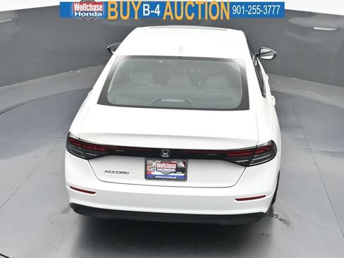 Used 2023 Honda Accord EX image 31