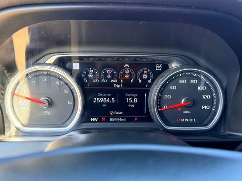 Used 2021 Chevrolet Silverado 1500 High Country w/ Technology Package AWD/4WD image 26