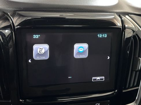 Used 2019 Chevrolet Traverse LT w/ LT Premium Package image 51