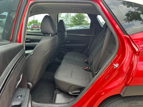 Used 2023 Hyundai Tucson SE image 17