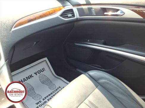 Used 2016 Lincoln MKZ w/ Equipment Group 300A Reserve FWD image 21