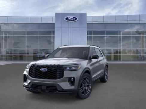 New 2026 Ford Explorer ST-Line w/ ST-Line Street Pack image 2