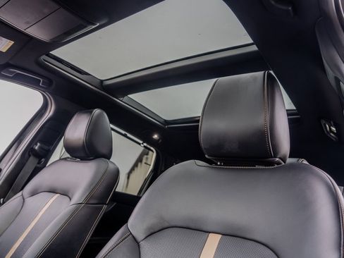 Used 2024 MAZDA CX-90 Plug-In Hybrid w/ Premium Plus image 19