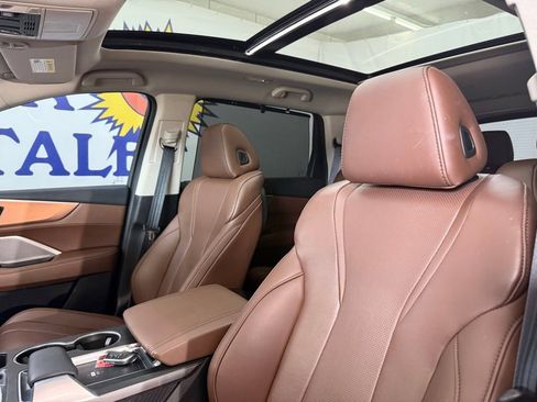 Used 2023 Acura MDX FWD w/ Technology Package image 9
