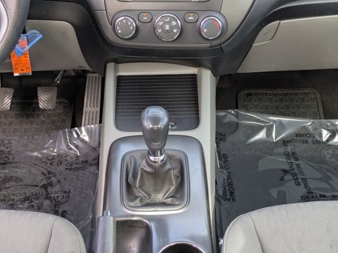 Used 2015 Kia Forte LX image 18