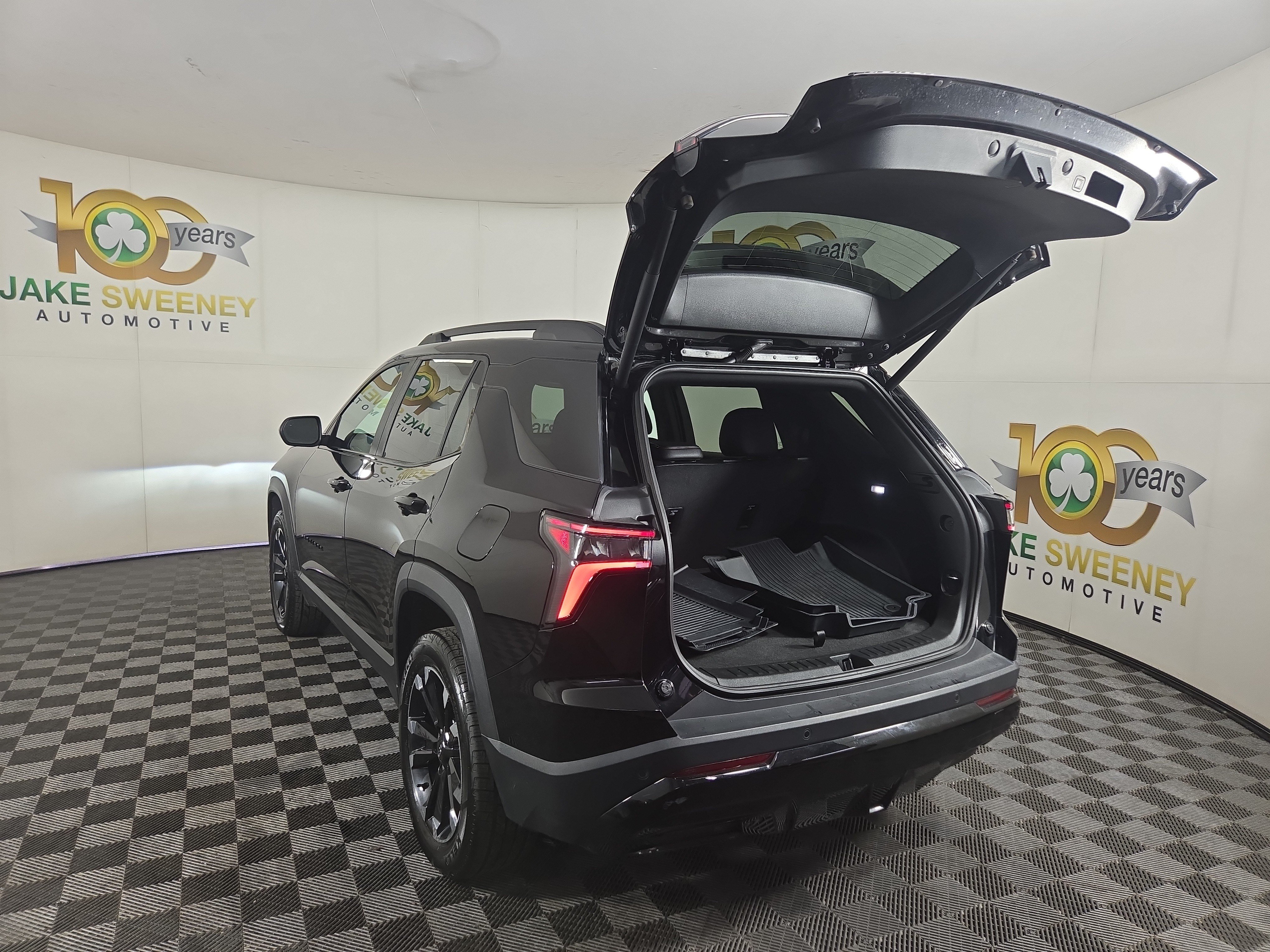 Certified 2025 Chevrolet Equinox RS AWD/4WD image 31