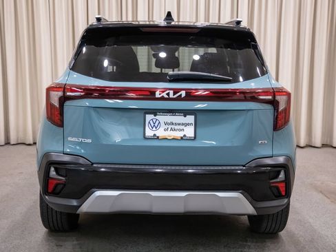 Used 2024 Kia Seltos S AWD/4WD image 4