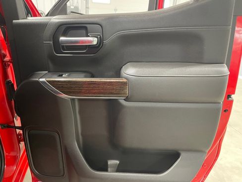 Used 2022 GMC Sierra 1500 SLE w/ Driver Alert Package II image 21