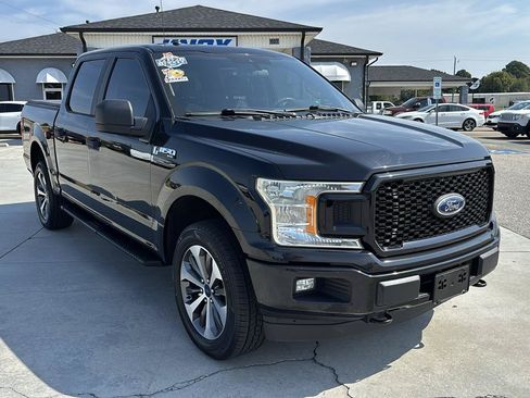 Used 2019 Ford F150 XL w/ Equipment Group 101A Mid AWD/4WD image 2