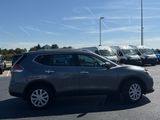 Used 2015 Nissan Rogue S image 2