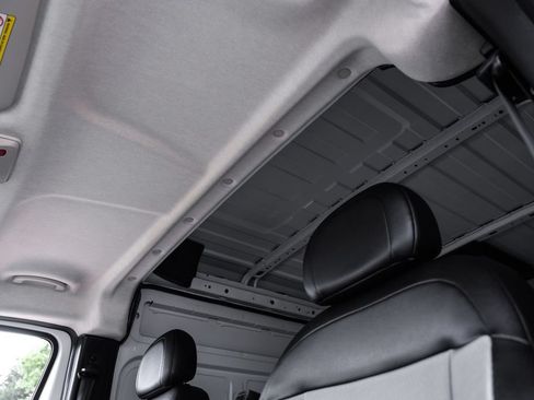 Used 2025 RAM ProMaster 2500 w/ Convenience Group FWD image 32