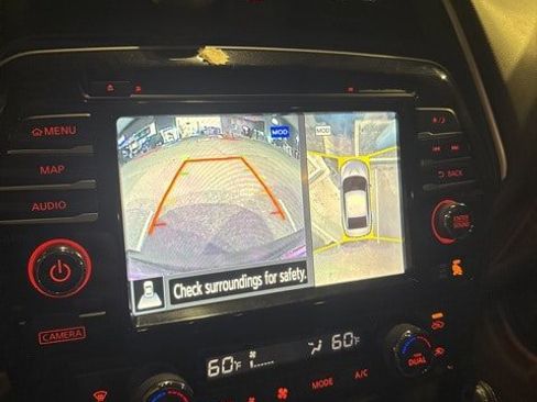 Used 2017 Nissan Maxima Platinum image 11