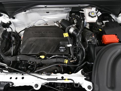 Used 2024 Chevrolet TrailBlazer LT FWD image 33
