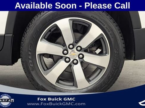 Used 2019 Chevrolet Traverse LT w/ LT Premium Package AWD/4WD image 37