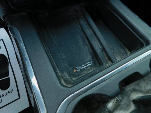 Used 2020 Chevrolet Silverado 1500 LTZ image 32