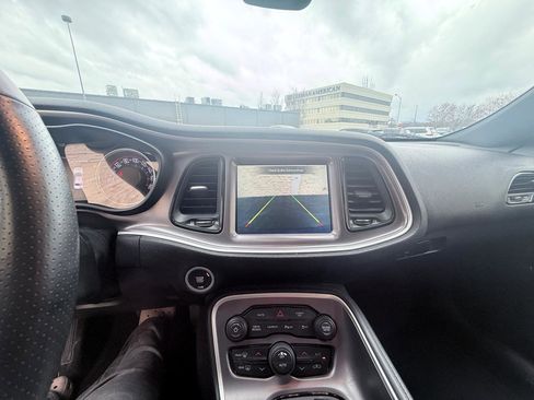 Used 2021 Dodge Challenger R/T Scat Pack w/ Dynamics Package image 16