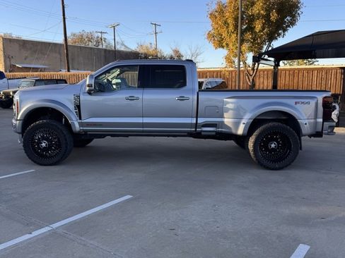 Used 2023 Ford F450 Limited w/ FX4 Off-Road Package image 4