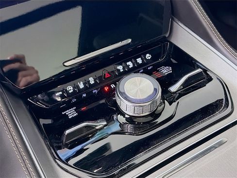 Used 2023 Jeep Wagoneer Series II w/ Convenience Group I image 20