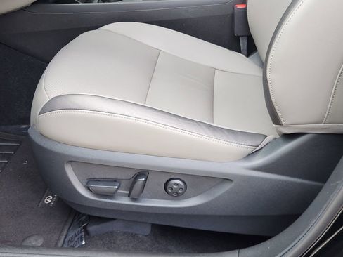 Used 2023 INFINITI QX50 Luxe AWD/4WD image 23