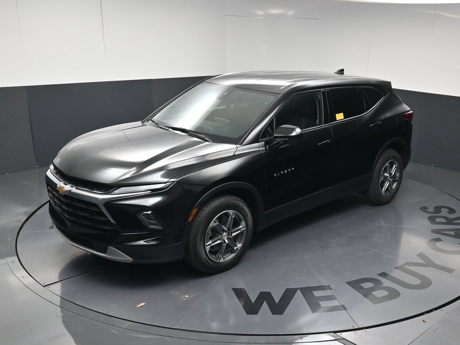Used 2026 Chevrolet Blazer LT FWD image 30