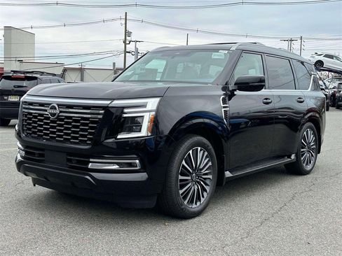 New 2025 Nissan Armada Platinum Reserve image 2