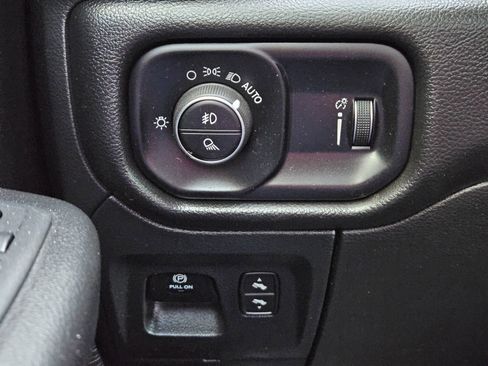Used 2023 RAM 1500 Lone Star image 25