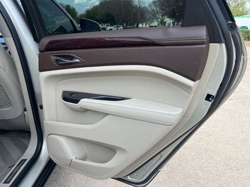 Used 2016 Cadillac SRX Performance w/ Driver Awareness Package image 17