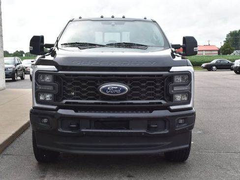 Used 2023 Ford F250 Lariat w/ Lariat Ultimate Package AWD/4WD image 14