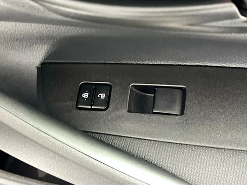 Used 2026 Toyota Corolla LE FWD image 31