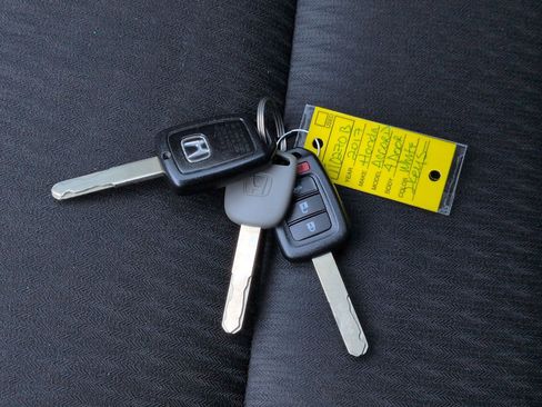 Used 2017 Honda Accord Sport image 33