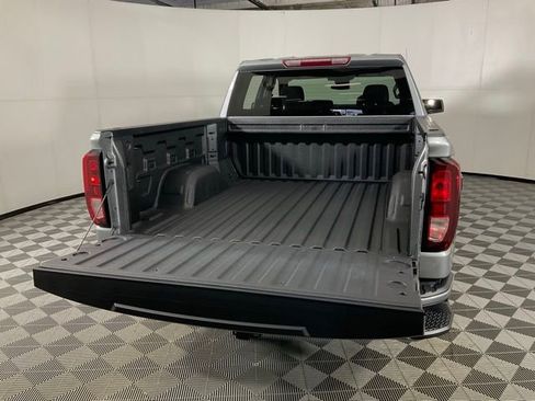 Used 2025 GMC Sierra 1500 Elevation image 35