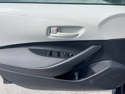 Used 2026 Toyota Corolla LE FWD image 12