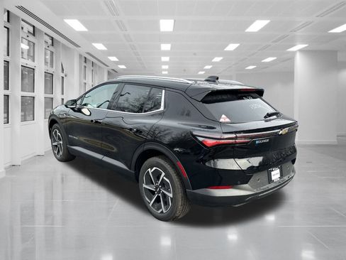New 2026 Chevrolet Equinox EV LT image 7