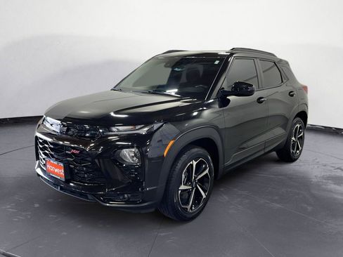 Certified 2023 Chevrolet TrailBlazer RS w/ Sun and Liftgate Package AWD/4WD image 2