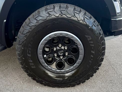 Used 2025 Ford F150 Raptor AWD/4WD image 59