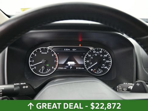 Used 2025 Nissan Rogue SV AWD/4WD image 35