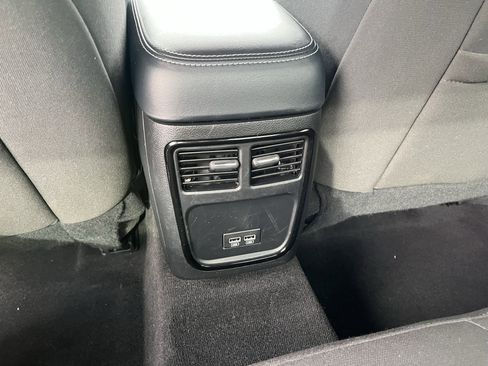 Used 2023 Dodge Charger SXT w/ Blacktop Package image 31