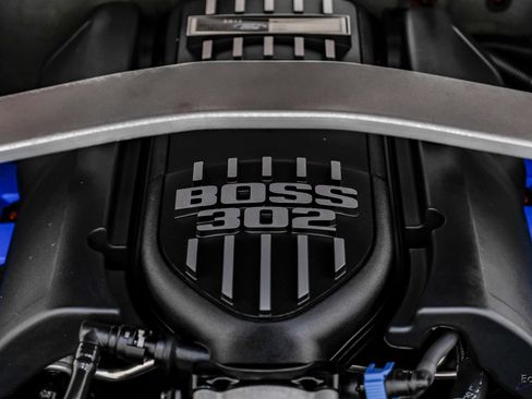 Used 2013 Ford Mustang Boss 302 w/ Boss 302 Accessory Pkg RWD image 96