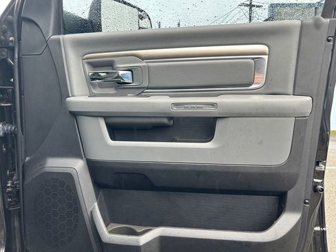 Used 2017 RAM 2500 Big Horn image 25